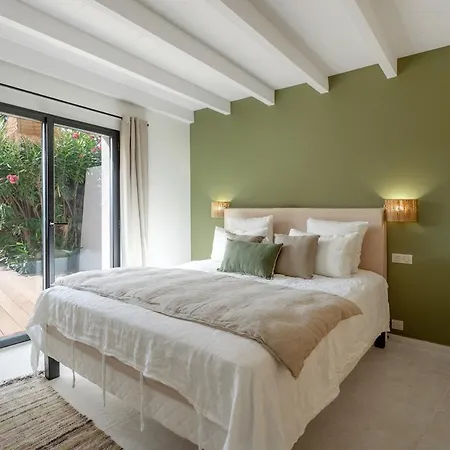 Sempietru, 8 Pers, Lagon & A Pied * ليسي