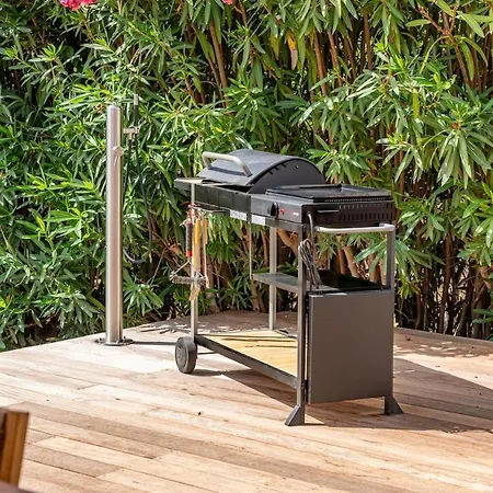 Sempietru, 8 Pers, Lagon & A Pied فيلة *