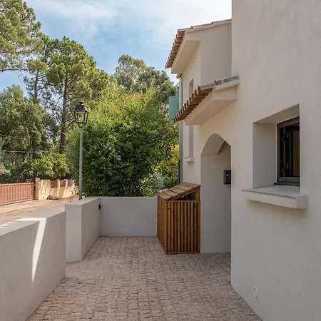 Sempietru, 8 Pers, Lagon & A Pied ليسي