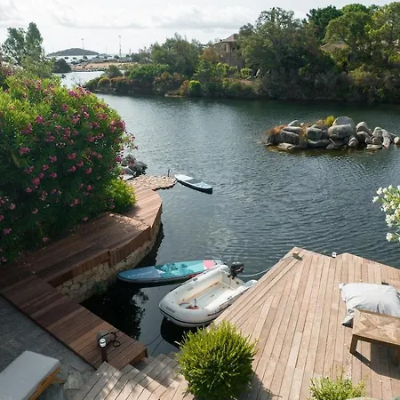 Sempietru, 8 Pers, Lagon & A Pied Villa *