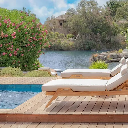 Sempietru, 8 Pers, Lagon & A Pied