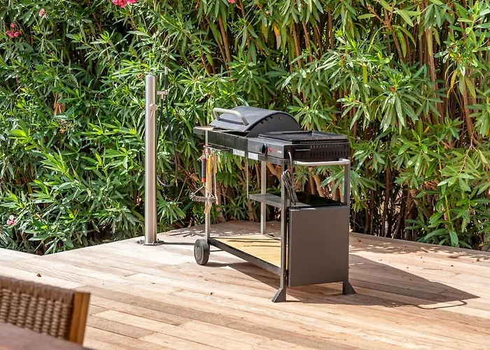 Sempietru, 8 Pers, Lagon & A Pied Vila *