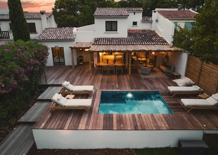 Sempietru, 8 Pers, Lagon & A Pied Vila