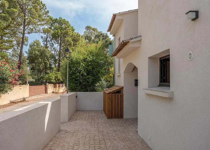 Sempietru, 8 Pers, Lagon & A Pied Lecci