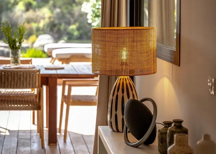 Sempietru, 8 Pers, Lagon & A Pied